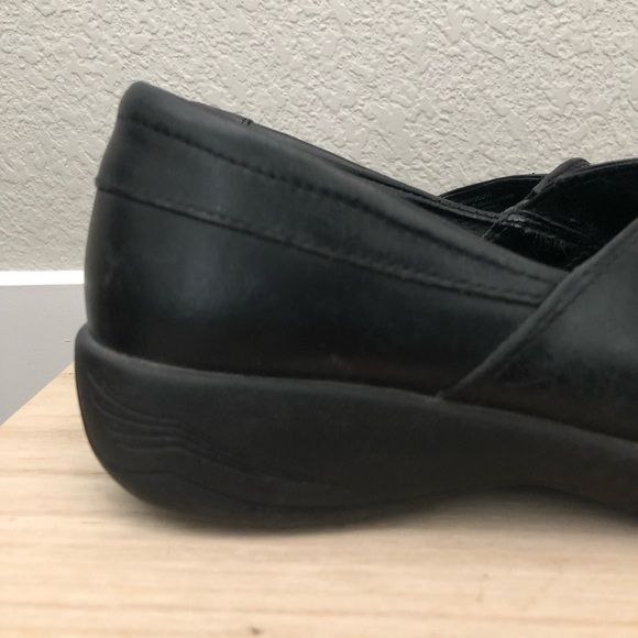 Dansko Black Leather Abigail Slip On Loafer 38 - Picture 3 of 10